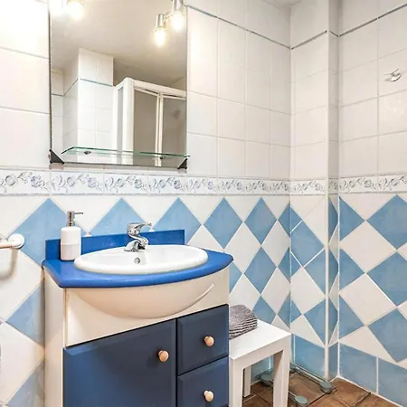 Apartment Amazing In Campello With Wifi